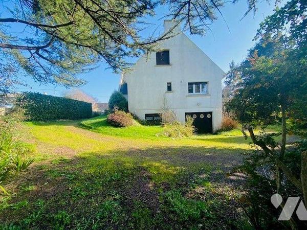 A Vendre à Lannion (22300, Propriété composée de deux logements d'une surface habitable totale ...