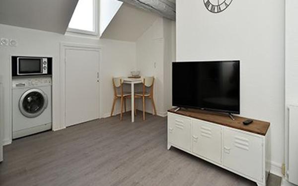 Appartement à louer    2 pièces • 42,50 m2 Lyon 3