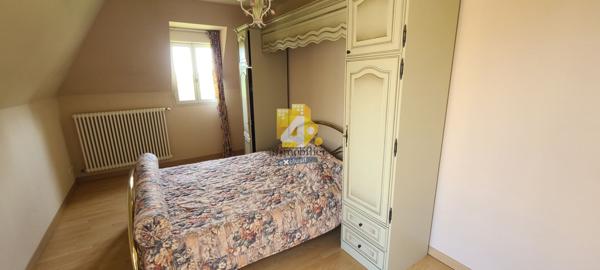 Maison - 15 pièces - 350 m²