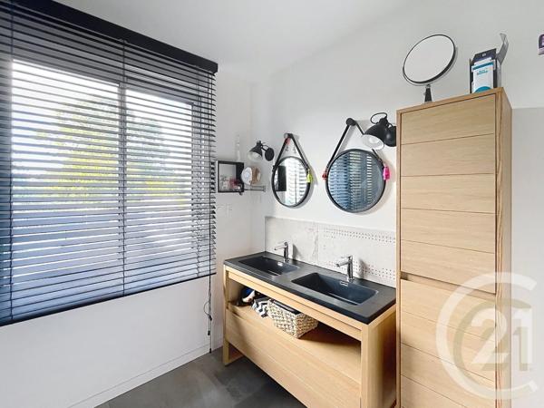 Maison à vendre  6 pièces - 160 m 2   CAUDAN  - 56