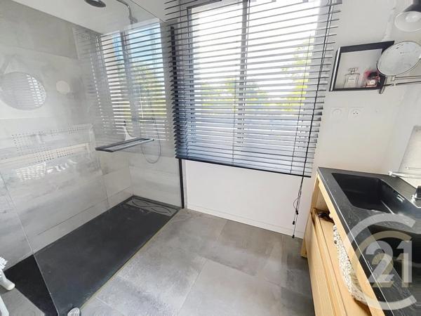 Maison à vendre  6 pièces - 160 m 2   CAUDAN  - 56