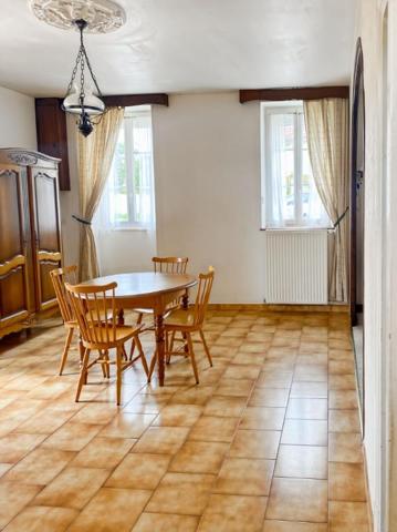 Maison de plain-pied  de 2 chambres avec grenier aménageable