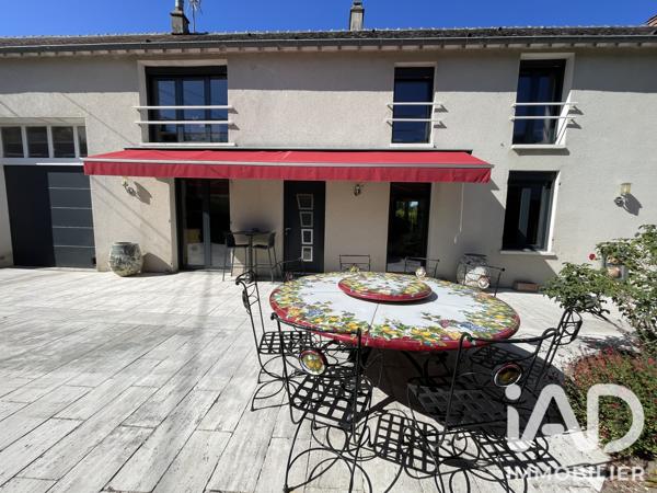Maison à vendre 6 pièces 145 m² Saint-Pierre-lès-Nemours