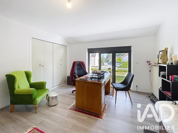 Maison à vendre 6 pièces 145 m² Saint-Pierre-lès-Nemours