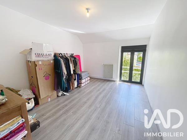Maison à vendre 6 pièces 145 m² Saint-Pierre-lès-Nemours