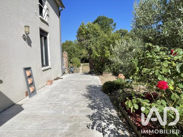 Maison à vendre 6 pièces 145 m² Saint-Pierre-lès-Nemours