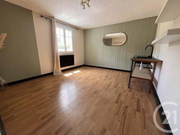 Maison à vendre  6 pièces - 135,21 m 2   LA FERRIERE AUX ETANGS  - 61