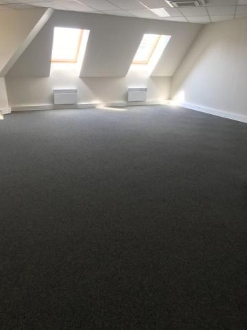 BUREAUX à LOUER de 436 m²