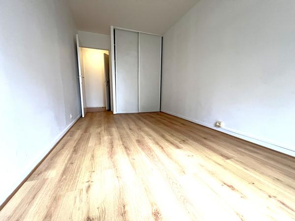 Appartement -Rue Allard- Saint Mande / F02 Cave + Parking