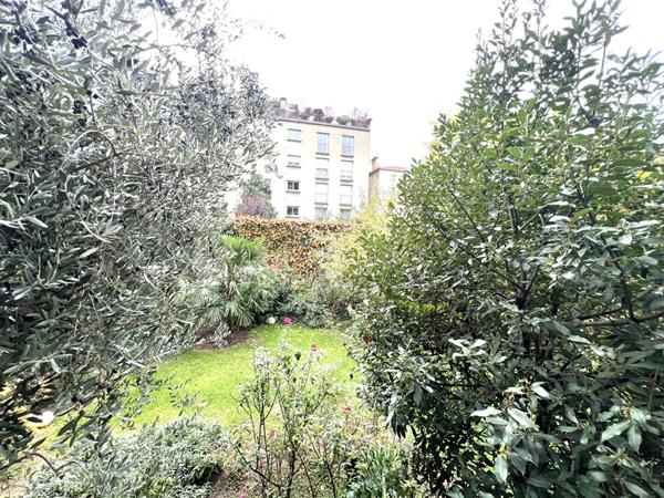 Appartement -Rue Allard- Saint Mande / F02 Cave + Parking