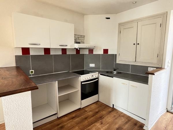 Appartement à louer 600 € CC Périgueux 3 p 52 m² DPE D