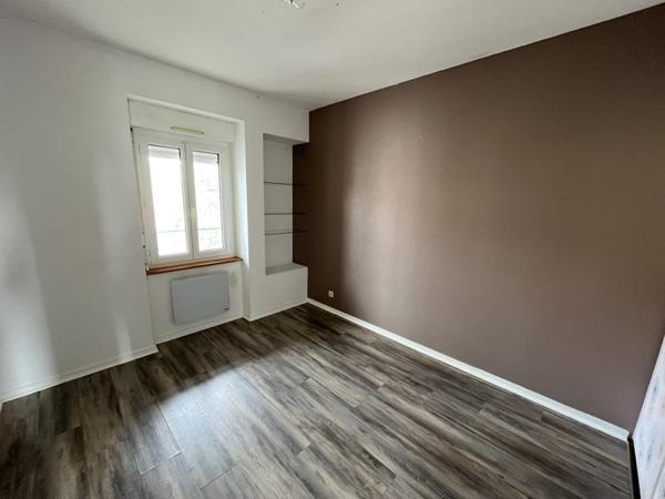 Appartement à louer 600 € CC Périgueux 3 p 52 m² DPE D