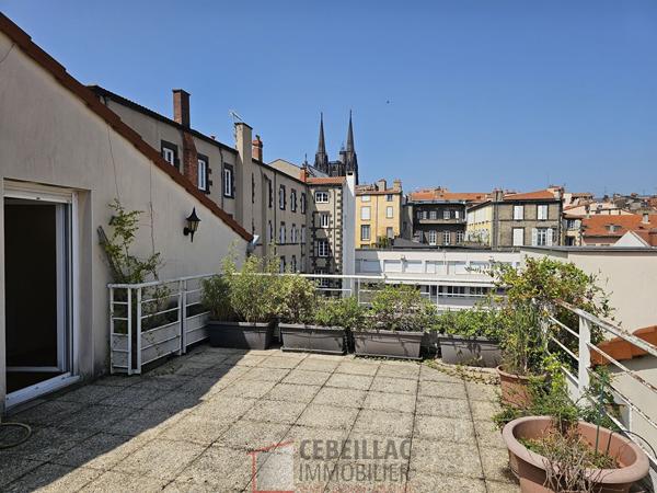 DUPLEX - 3 TERRASSES - GARAGE - PLATEAU CENTRAL