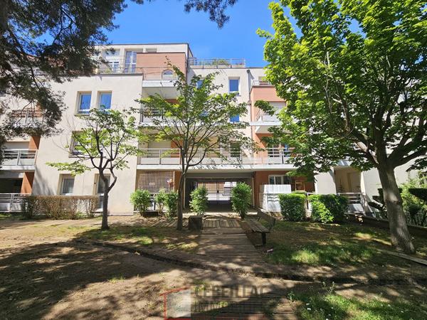DUPLEX - 3 TERRASSES - GARAGE - PLATEAU CENTRAL