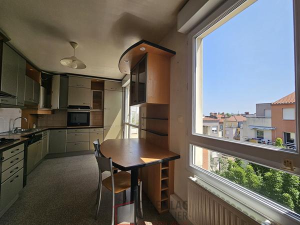 DUPLEX - 3 TERRASSES - GARAGE - PLATEAU CENTRAL
