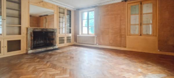 Demeure Saint Etienne Du Rouvray 9 pièce(s) 176 m2