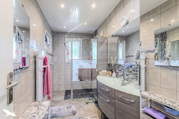 Maison à vendre 283 392 € Saint-Louis-de-Montferrand 4 p 81 m² DPE D