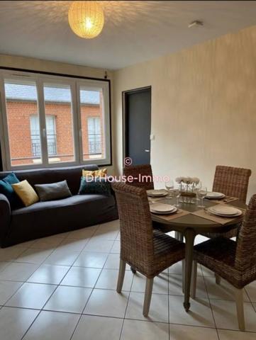 Appartement à louer 3 pièces de 53 m²