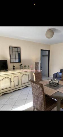 Appartement à louer 3 pièces de 53 m²