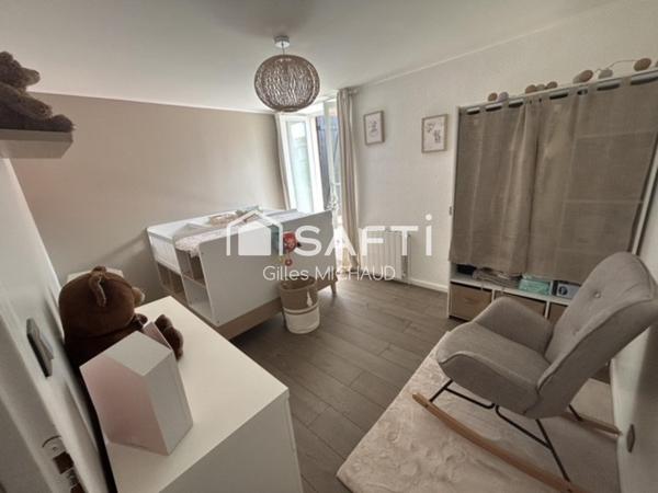 proche centre ville Maison  160m2 extérieur 150m2