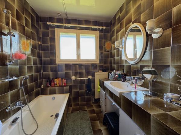 Maison 6 pièces - 120 m² Exclusivité efficity