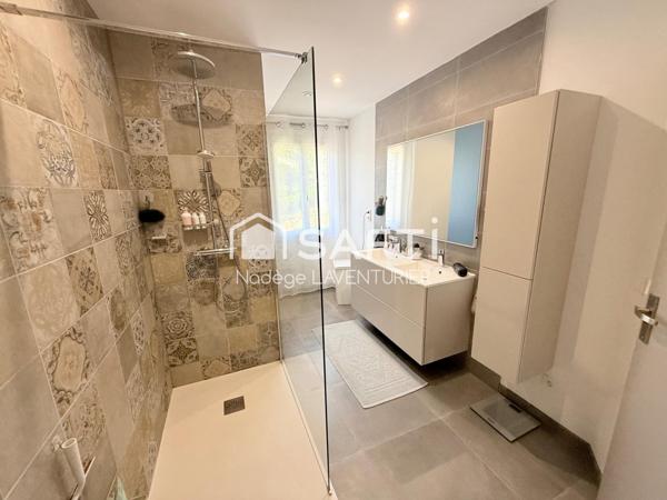 Villa T5 avec piscine - terrain de 3300m² - Sarrola