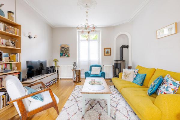 Très belle maison non mitoyenne, quartier recherché