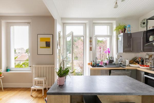 Très belle maison non mitoyenne, quartier recherché