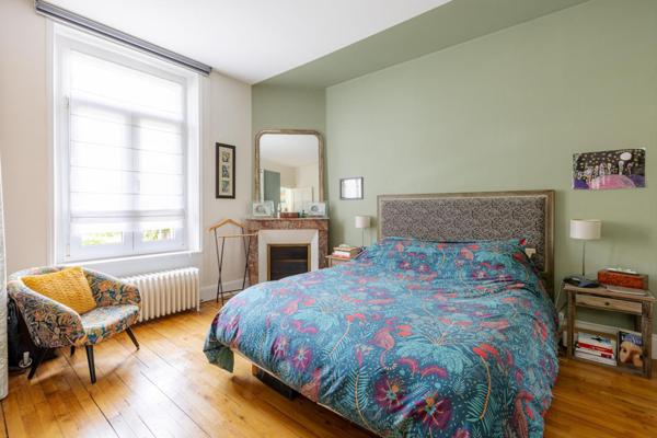 Très belle maison non mitoyenne, quartier recherché