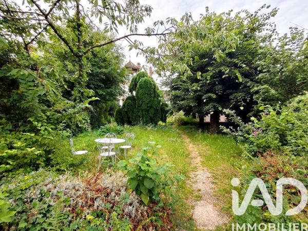 Maison à vendre 8 pièces 230 m² Saint-Pierre-lès-Nemours