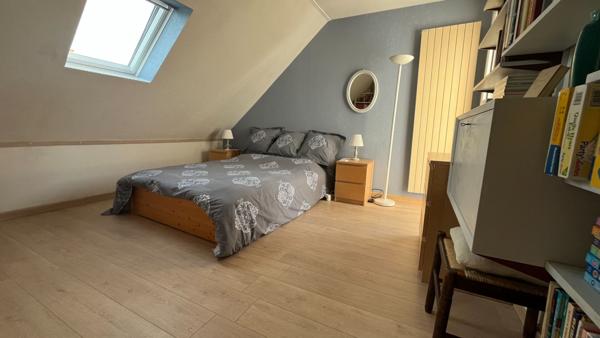 MAISON 6 PIÈCES 138 M² 6 pièces 4 chambres,  CALME ABSOLU