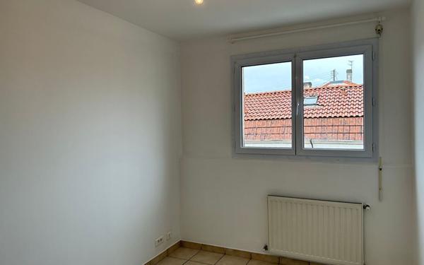 Appartement à louer    3 pièces •  Talence