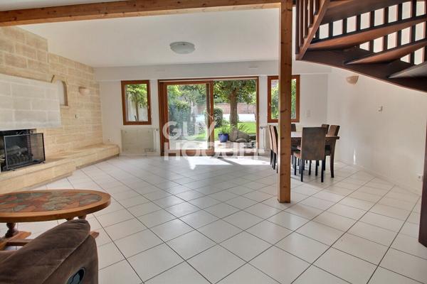 Maison Chaville Vélizy RERC 7 pièces 164 m2 avec piscine