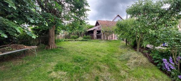 Domaine de 618 m², possibilité 8 logements,19 ares