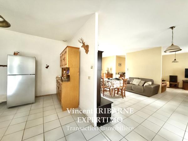 Saintes (17100) Maison de Plain-Pied, Garage et Jardin, Quartier Recouvrance.