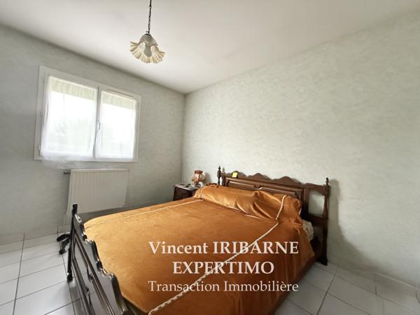 Saintes (17100) Maison de Plain-Pied, Garage et Jardin, Quartier Recouvrance.