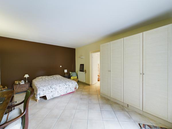 Vaison-la-Romaine (84110) SABLET . COUP DE COEUR! ÉLÉGANTE MAISON BOURGEOISE