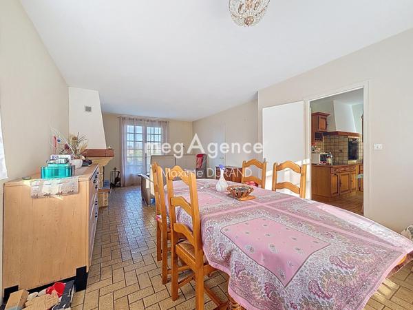 Maison à LA ROMAGNE, 49740 - 5 pièces 94m²