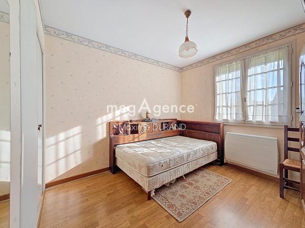 Maison à LA ROMAGNE, 49740 - 5 pièces 94m²