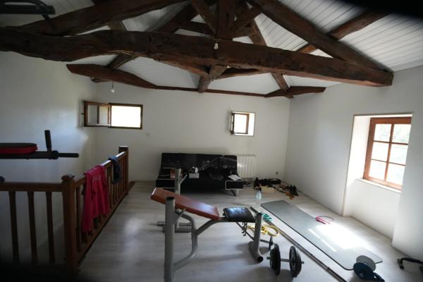 Maison de 4 chambres +dépendance de 166m² à 1h de Bordeaux, 3h de Paris