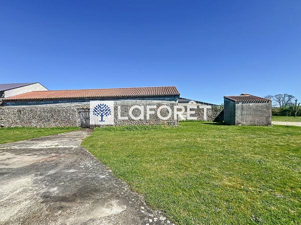 Achat maison près de NUEIL LES AUBIERS - 3 pièce(s) - 318 m² - 93 840 €