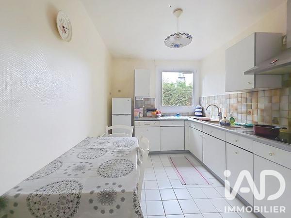 Appartement à vendre 4 pièces 76,83 m² Mantes-la-Jolie