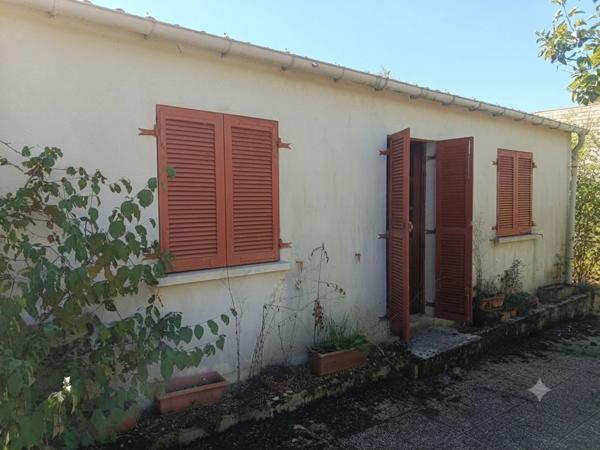 Maison pleine de charme à rénover avec terrain – Saint-Benin-d'Azy