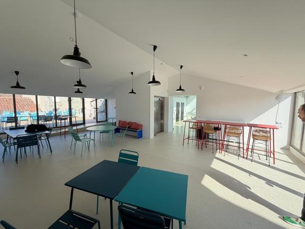 Bureaux PMR et ERP à louer entre Vieux Port et Joliette - 13002 Marseille