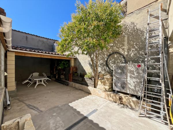 Maison
         6 pièces
        - 130 m² 223 650 € *