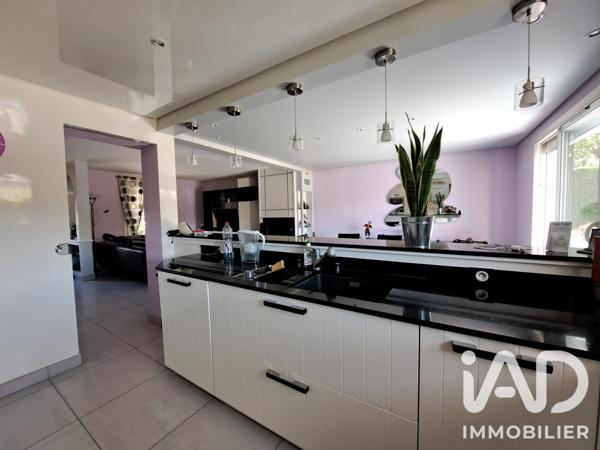 Maison à vendre 6 pièces 118 m² Plaisir