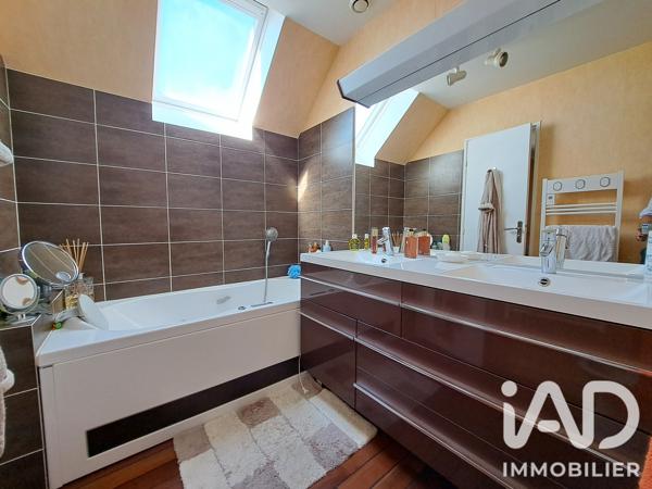 Maison à vendre 6 pièces 118 m² Plaisir