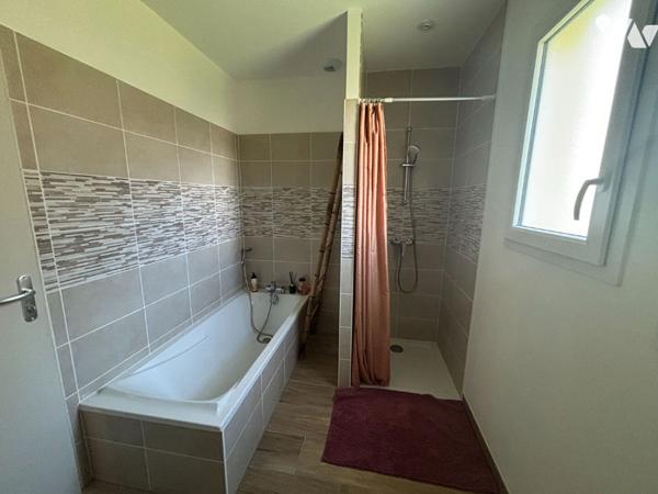 Pavillon 2023 de plain-pied /3 chambres /Allonnes / Confort moderne et performance énergétique A