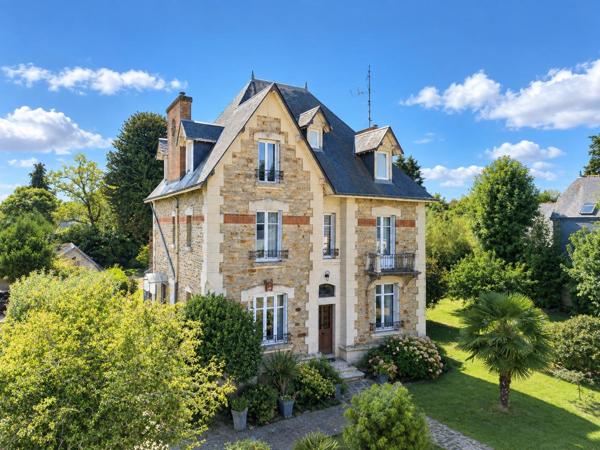 Maison à PLOERMEL, 56800 - 11 pièces 268m²
