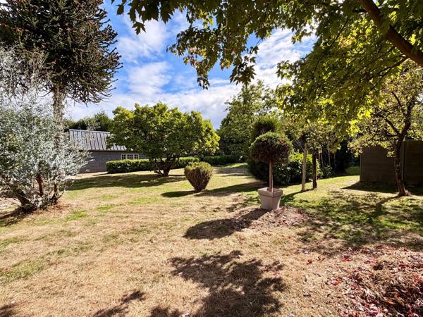 Maison à PLOERMEL, 56800 - 11 pièces 268m²